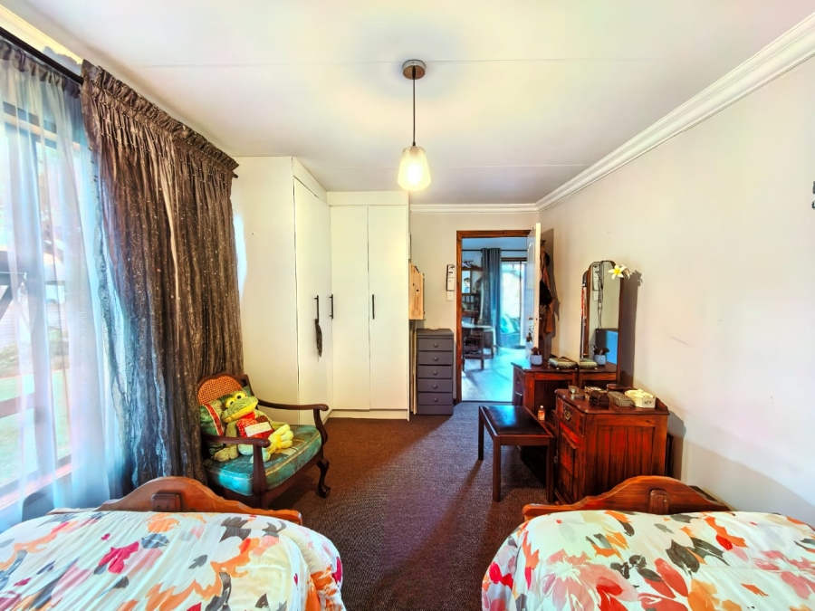 5 Bedroom Property for Sale in Vaalpark Free State